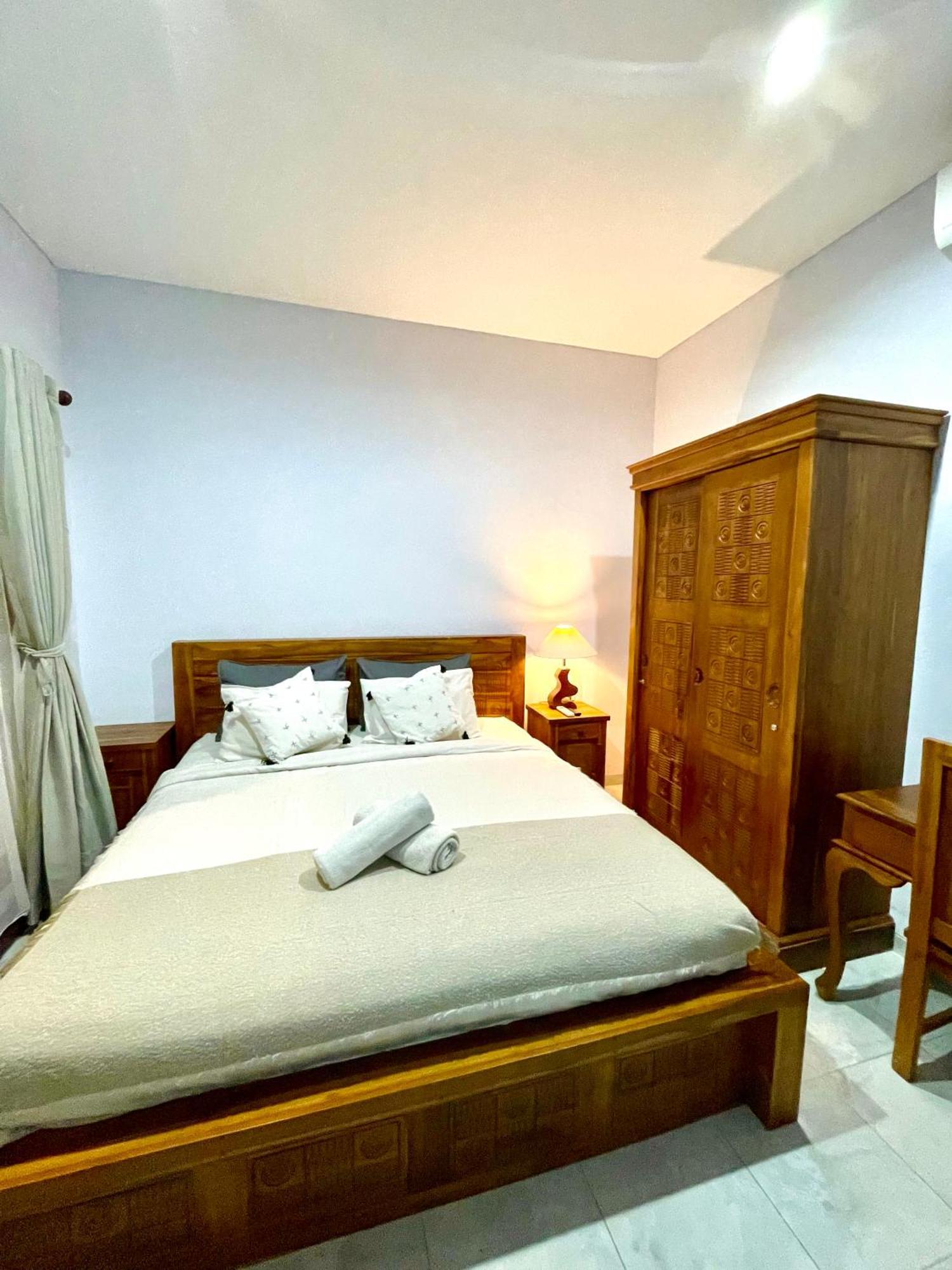 Chua Guest House Canggu Екстериор снимка