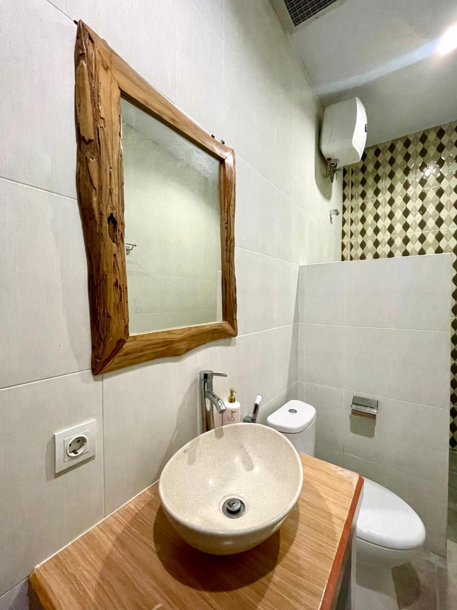 Chua Guest House Canggu Екстериор снимка