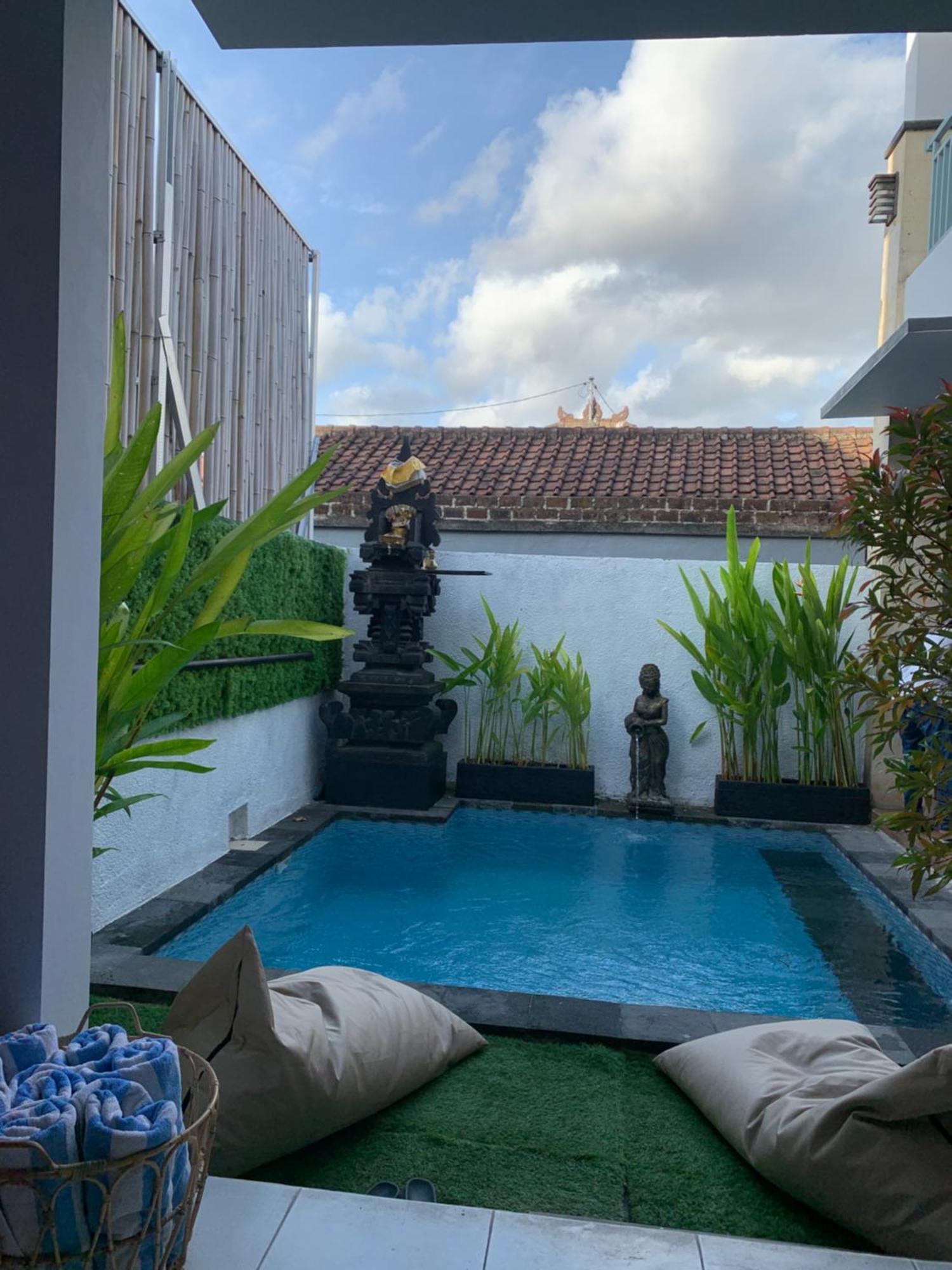 Chua Guest House Canggu Екстериор снимка
